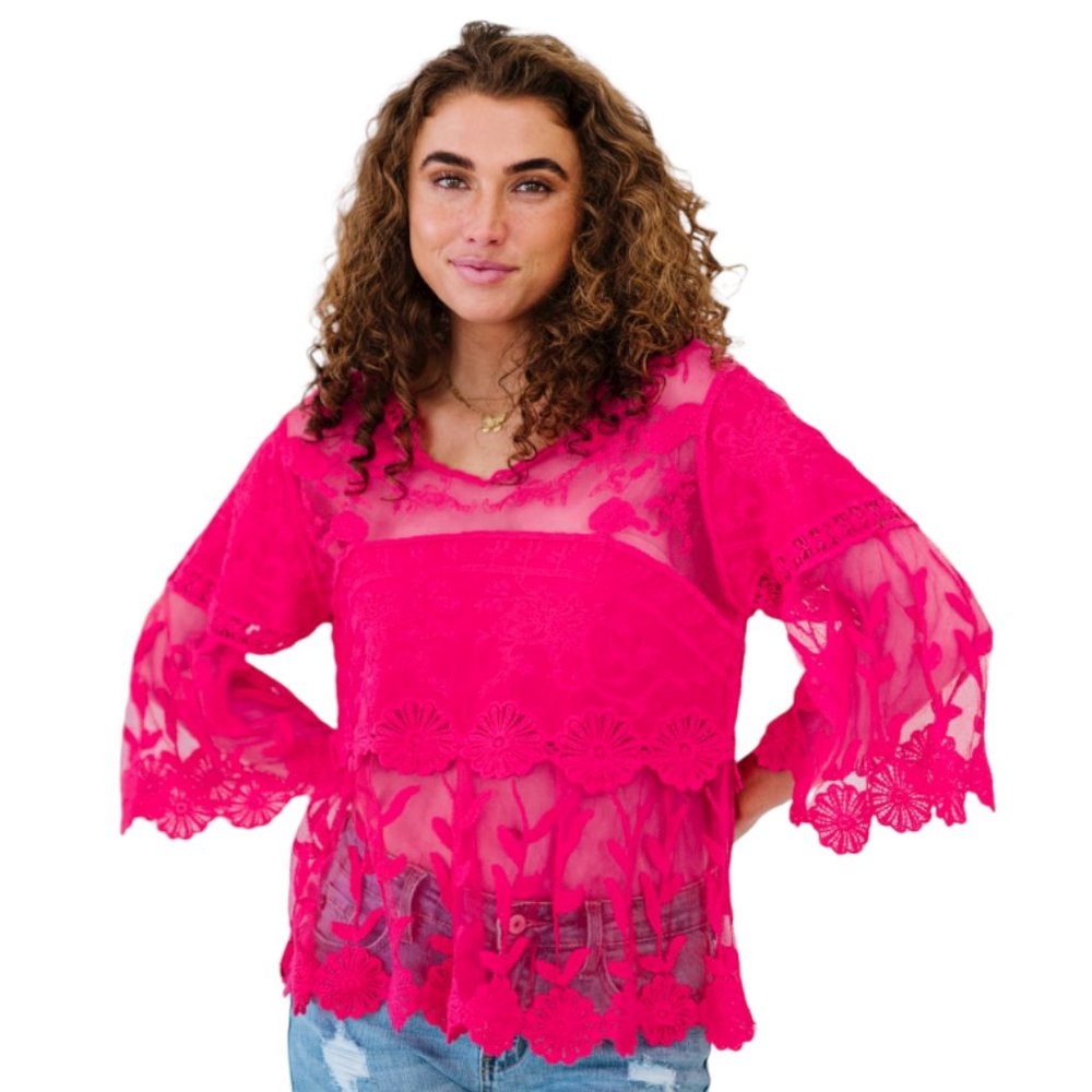 Davi & Dani Lace OasisBlouse